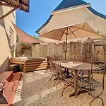 Maison Rejeanne, Retro Chic Pres De Lourdes בית נופש *