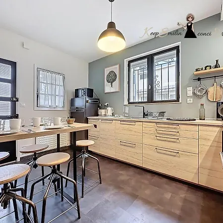 Prázdninový dům Maison Rejeanne, Retro Chic Pres De Lourdes *