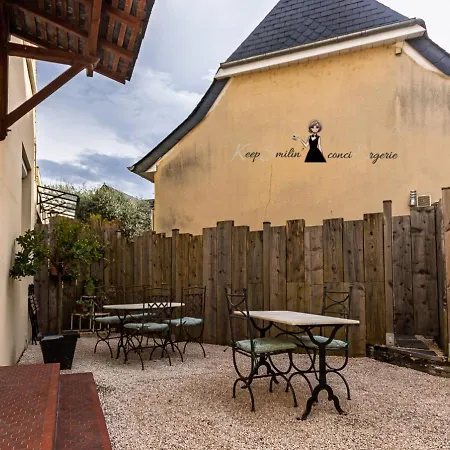 Prázdninový dům Maison Rejeanne, Retro Chic Pres De Lourdes